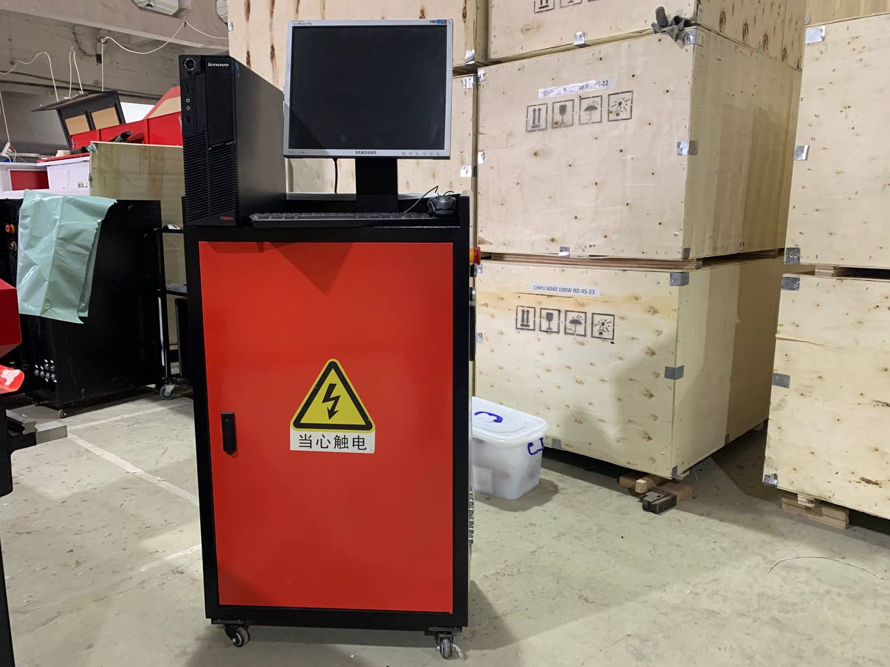 Фрезерный станок с ЧПУ 1600x1600x200mm Standart